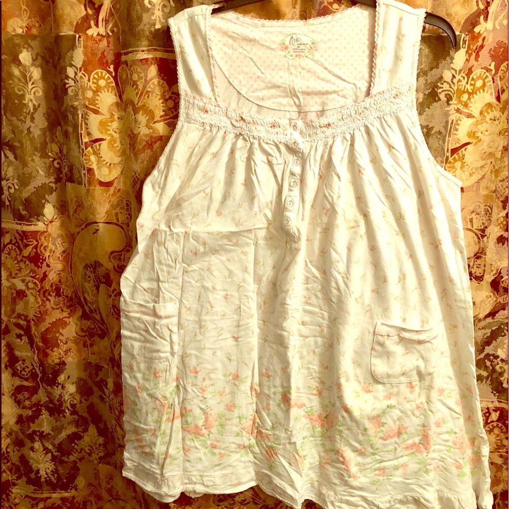 Aria collection night gown.